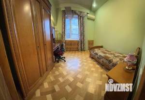 Дом 273м², 2-этажный, на длительный срок,