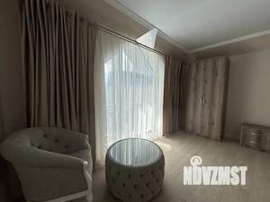 Дом 400м&sup2;, 2-этажный, посуточно, 