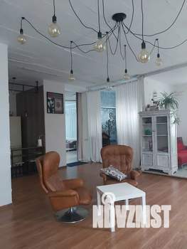 Дом 150м&sup2;, 2-этажный, посуточно, 