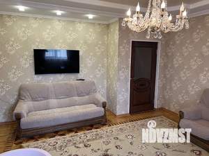 Дом 180м&sup2;, 2-этажный, посуточно, 