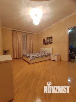 Дом 430м&sup2;, 3-этажный, посуточно, 