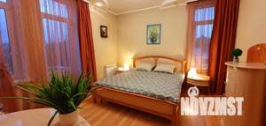 Дом 200м&sup2;, 2-этажный, посуточно, 