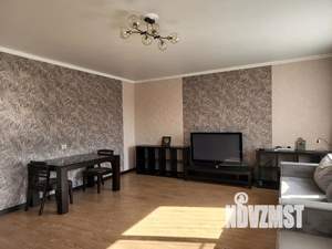 Дом 420м&sup2;, 3-этажный, посуточно, 