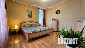 Дом 200м&sup2;, 2-этажный, посуточно, 