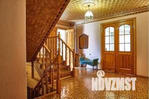 Дом 530м&sup2;, 2-этажный, посуточно, 