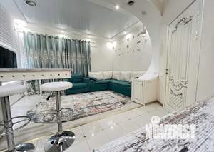Дом 140м&sup2;, 3-этажный, посуточно, 