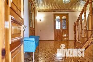 Дом 530м&sup2;, 2-этажный, посуточно, 