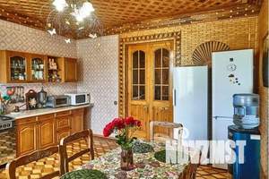 Дом 530м&sup2;, 2-этажный, посуточно, 