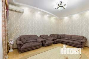 Дом 140м&sup2;, 2-этажный, посуточно, 