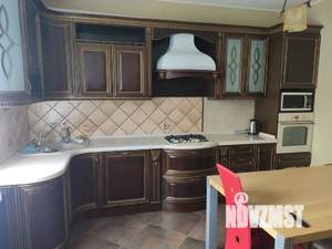 Дом 140м&sup2;, 2-этажный, посуточно, 