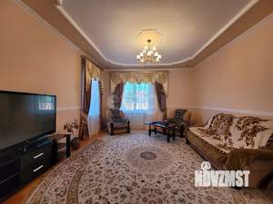 Дом 259м&sup2;, 2-этажный, участок 618 сот.  