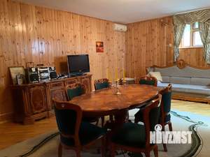 Дом 180м&sup2;, 2-этажный, участок 8 сот.  