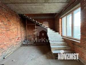 Дом 320м&sup2;, 2-этажный, участок 6 сот.  