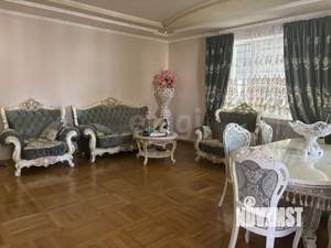 Дом 380м², 3-этажный, участок 5 сот.  