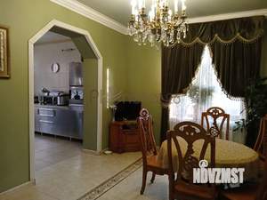 Дом 250м&sup2;, 2-этажный, участок 9 сот.  