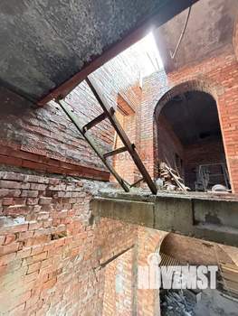 Дом 480м&sup2;, 3-этажный, участок 4 сот.  
