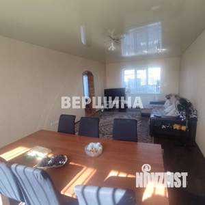 Дом 256м&sup2;, 3-этажный, участок 6 сот.  
