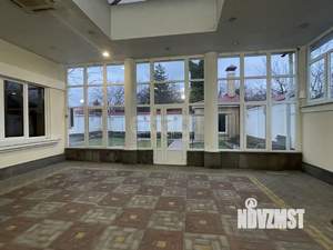 Дом 250м&sup2;, 2-этажный, участок 6 сот.  