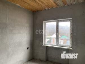 Дом 175м&sup2;, 2-этажный, участок 4 сот.  