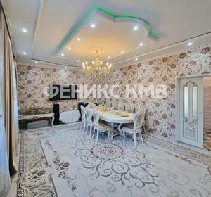 Дом 320м&sup2;, 3-этажный, участок 7 сот.  