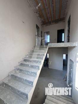 Дом 175м&sup2;, 2-этажный, участок 5 сот.  