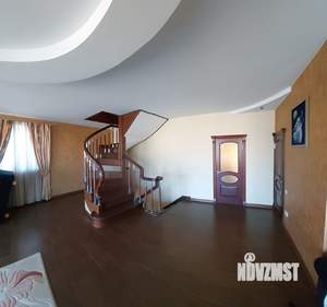 Дом 240м&sup2;, 2-этажный, участок 7 сот.  