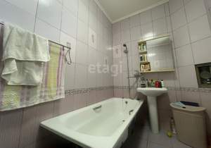Дом 212м², 3-этажный, участок 8 сот.  