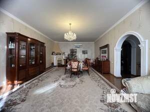 Дом 260м&sup2;, 2-этажный, участок 6 сот.  