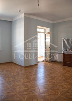 Дом 440м&sup2;, 4-этажный, участок 3 сот.  