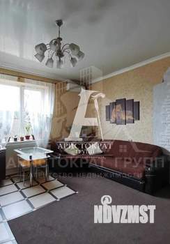 Дом 200м&sup2;, 2-этажный, участок 3 сот.  