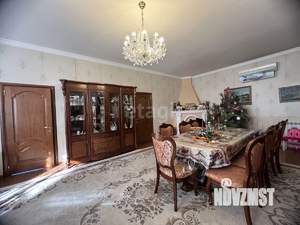 Дом 260м², 2-этажный, участок 6 сот.  