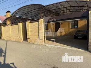 Дом 310м&sup2;, 2-этажный, участок 4 сот.  