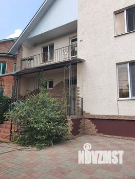 Дом 222м², 3-этажный, участок 508 сот.  