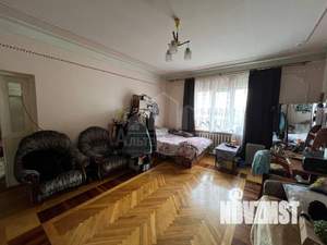 Дом 200м&sup2;, 2-этажный, участок 7 сот.  