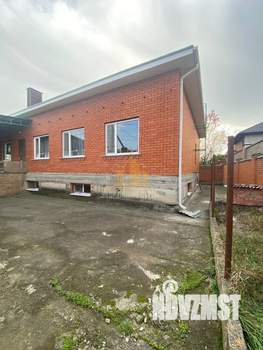 Дом 430м&sup2;, 1-этажный, участок 6 сот.  