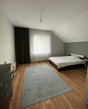 Дом 220м&sup2;, 2-этажный, участок 6 сот.  