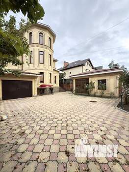 Дом 520м&sup2;, 4-этажный, участок 8 сот.  