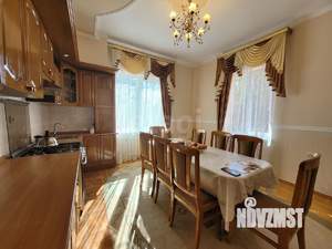 Дом 259м&sup2;, 2-этажный, участок 618 сот.  