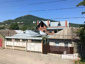 Дом 540м&sup2;, 2-этажный, участок 8 сот.  