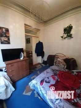 Дом 240м&sup2;, 2-этажный, участок 10 сот.  