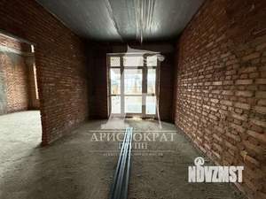 Дом 175м&sup2;, 1-этажный, участок 5 сот.  
