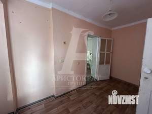 Дом 50м&sup2;, 1-этажный, участок 7 сот.  