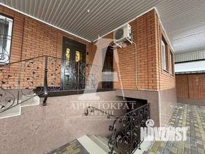 Дом 540м&sup2;, 3-этажный, участок 5 сот.  