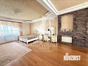 Дом 191м&sup2;, 2-этажный, участок 8 сот.  