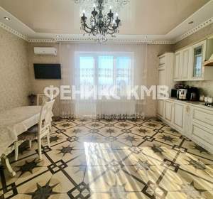 Дом 320м&sup2;, 3-этажный, участок 7 сот.  