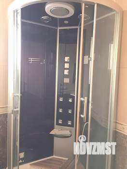 Дом 756м&sup2;, 3-этажный, участок 8 сот.  