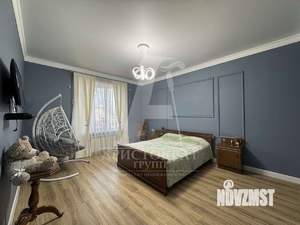 Дом 230м&sup2;, 2-этажный, участок 8 сот.  