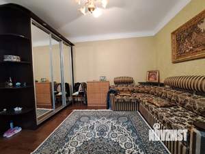 Дом 100м&sup2;, 2-этажный, участок 7 сот.  