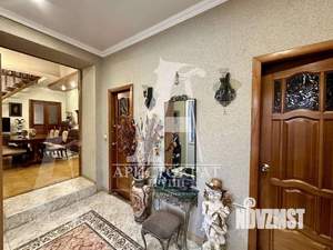 Дом 150м², 2-этажный, участок 5 сот.  
