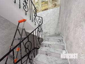 Дом 252м&sup2;, 3-этажный, участок 7 сот.  
